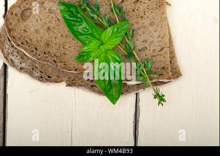 Pane basilico e timo Foto Stock