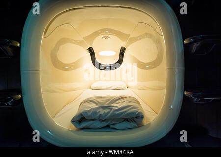 Capsule Hotel letti in Kyoto, Giappone Foto Stock