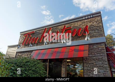 Canadian Tim Hortons caffetteria e ristorante in Burnaby, Vancouver, BC, Canada Foto Stock