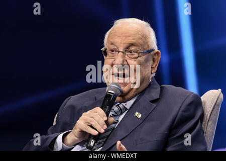 Tel Aviv, Israele. 05 Sep, 2019. Presidente israeliano Reuven Rivlin parla in corrispondenza del canale 12 News Conferenza a Tel Aviv. Credito: Ilia Yefimovich/dpa/Alamy Live News Foto Stock