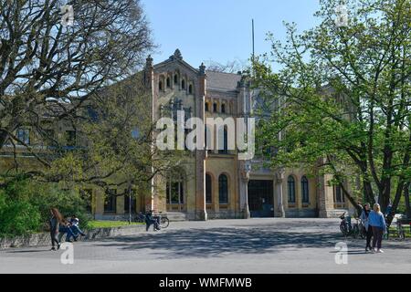 Marstallgebaeude Gottfried Wilhelm Leibniz Universitaet Hannover Welfengarten, Hannover, Niedersachsen, Deutschland Foto Stock