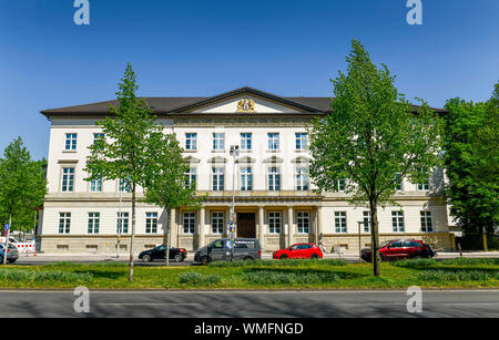 Niedersaechsisches Ministerium fuer Wirtschaft Arbeit, Verkehr und Digitalisierung, Wangenheimpalais, Friedrichswall, Hannover, Deutschland Foto Stock