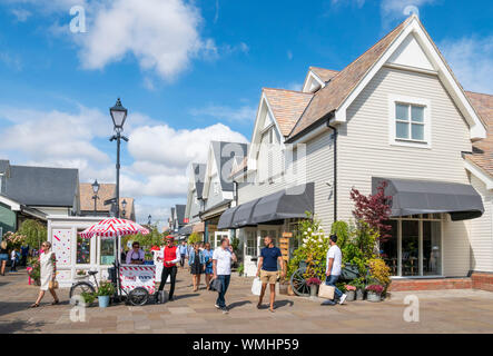 Bicester shopping village il Villaggio di Bicester designer outlet mall bicester oxfordshire England Regno unito Gb europa Foto Stock