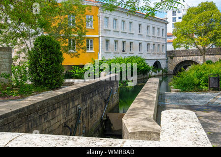 Niort, Francia - 11 Maggio 2019: vista del centro storico di Niort Deux-Sevres, Francia Foto Stock