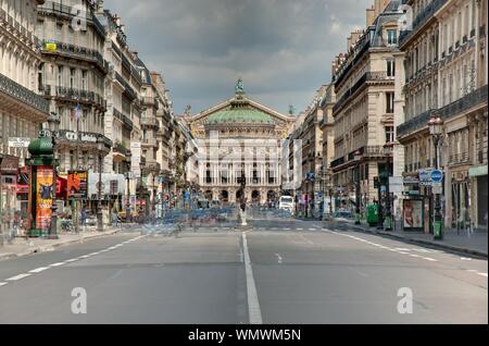 Parigi, Avenue de l'Opera, l'Opera Garnier Foto Stock