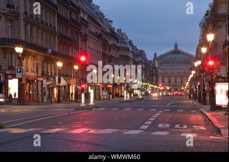 Parigi, Avenue de l'Opera, l'Opera Garnier Foto Stock