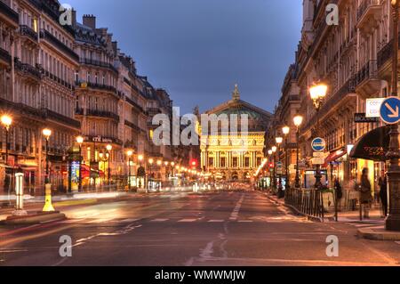 Parigi, Avenue de l'Opera, l'Opera Garnier Foto Stock