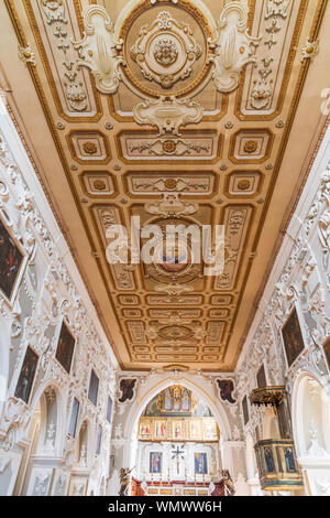 In Italia, Basilicata, provincia di Matera, Matera. 28 maggio 2019. Chiesa di San Francesco di Assisi. Interno. Foto Stock