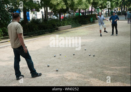 Parigi, Boulevard Richard Lenoir, Boule Foto Stock