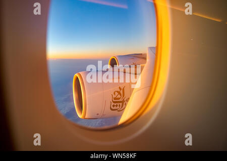 HONG KONG CINA - Circa febbraio, 2019: vista aerea Emirates Airbus A380. Foto Stock