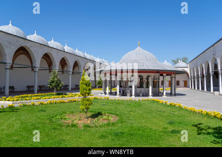 Un enorme complesso di Mihrimah la Moschea del Sultano presso la sesta collina di Istanbul (corrente Edirnekapi) in Turchia dall'architetto Mimar Sinan. Foto Stock