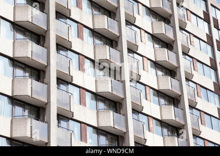 Bristol Hotel Marriott Dettaglio di brutalist balconi, Foto Stock