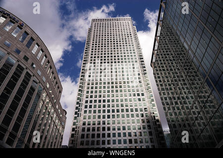 Londra - Canary Wharf torre, Canary Wharf è uno dei due principali quartieri degli affari di Londra, foto Kazimierz Jurewicz, Foto Stock