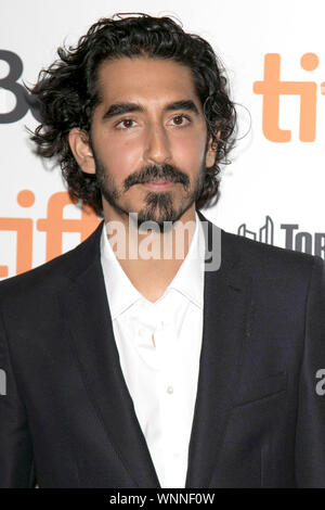 Toronto, Canada. 05 Sep, 2019. Dev Patel frequentando " La storia personale di David Copperfield' durante la quarantaquattresima Toronto International Film Festival presso il Princess of Wales Theatre il 5 settembre 2019 a Toronto in Canada Credit: Geisler-Fotopress GmbH/Alamy Live News Foto Stock