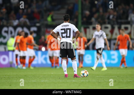 06 settembre 2019, Amburgo: Calcio: Campionato Europeo di qualificazione, Germania - Paesi Bassi, fase di gruppo, gruppo C, 5° giornata. Serge Gnabry dalla Germania durante il gioco. Foto: Christian Charisius/dpa Foto Stock