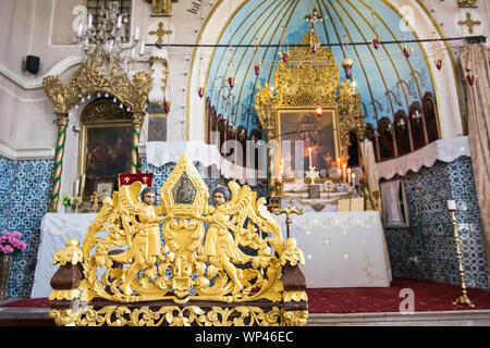 Dettaglio degli interni della Chiesa Armena Apostolica Chiesa Ortodossa 'Surp Kevork" di Plovdiv (Bulgaria) Foto Stock