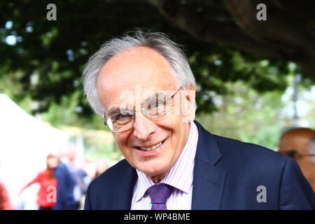 PEETER OSSO MP raffigurato all College Green, Westminster il 3 settembre 2019. Membro conservatore del Parlamento europeo per la circoscrizione di Wellingborough. BREXIT. Lasciare significa lasciare. I politici britannici. I POLITICI DEL REGNO UNITO.TORY MPS. MPS. EURO politica. Foto Stock