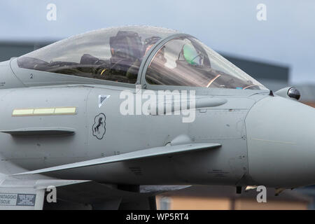 Primo piano del cockpit di un Italiano Eurofighter Typhoon visto a RAF Waddington il 4 settembre 2019. Foto Stock