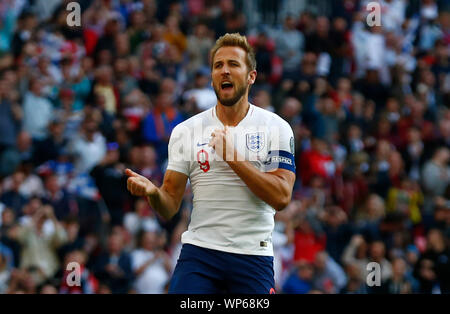 Londra, Regno Unito. 07Th Sep, 2019. Londra, Inghilterra. Settembre 07: Harry Kane di Inghilterra celebra il suo secondo obiettivo durante UEFA EURO 2020 il qualificatore tra Inghilterra e la Bulgaria allo stadio di Wembley a Londra, in Inghilterra, il 07 settembre 2019 Credit: Azione Foto Sport/Alamy Live News Foto Stock