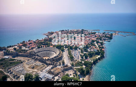 Vista superiore dell'antico anfiteatro Foto Stock