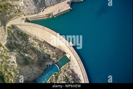 Vista superiore della grande diga Foto Stock