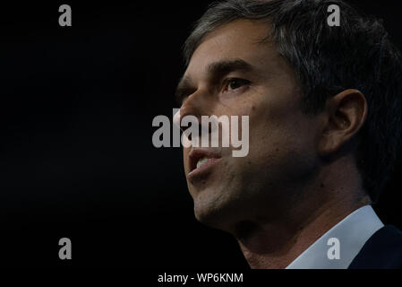 Manchester, New Hampshire, Stati Uniti d'America. 7 Settembre 2019.Manchester, New Hampshire, Stati Uniti d'America. 7 settembre 2019. 7 Settembre 2019: candidato presidenziale democratico Beto O'Rourke parla di Hampshire Nuovo partito democratico Convenzione di stato.ex membro del Congresso Beto O'Rourke e la corrente il candidato presidenziale parla di Hampshire Nuovo partito democratico Convenzione stato....Zach D Roberts..Manchester, NH..USA..new..20190907 (credito Immagine: © Zach RobertsZUMA filo) Credito: ZUMA Press, Inc./Alamy Live News Foto Stock