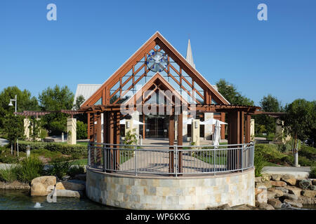 IRVINE, CALIFORNIA - Settembre 7, 2019: la cappella nella Chiesa naviganti, un non confessionali, Chiesa Cristiana si trova nella zona centrale di Orange County. Foto Stock