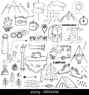 Viaggi avventura set. Disegnato a mano stile doodle elementi relativi alle escursioni, campeggio e viaggiare in montagna Illustrazione Vettoriale