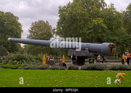 BL 15 pollici Mark-1 artiglieria navale a IWM Londra. Foto Stock