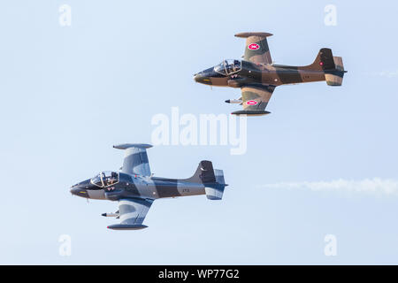 Coppia Strikemaster catturato all'Airshow di Southport nel settembre 2019. Foto Stock