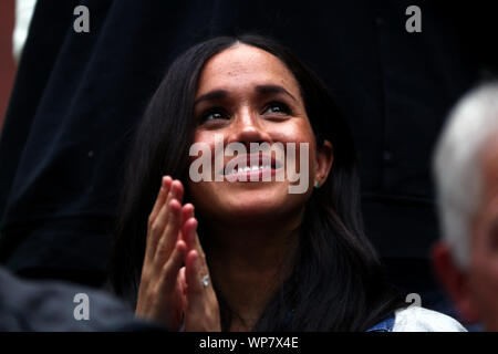 Flushing Meadows, New York, Stati Uniti - 7 settembre, 2019. Meghan Markle, duchessa di Sussex orologi il suo amico Serena Williams gioca in donne singoli finale agli US Open di oggi. La Williams ha perso al Canadian Bianca Andreescu in retta fissa. Credito: Adam Stoltman/Alamy Live News Foto Stock