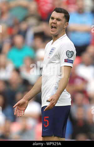 Londra, Regno Unito. 05 Sep, 2019. Michael Keane di Inghilterra durante UEFA EURO 2020 qualifica del gruppo un match tra Inghilterra e la Bulgaria allo Stadio di Wembley il 7 settembre 2019 a Londra, Inghilterra. (Foto di Matt Bradshaw/phcimages.com) Credit: Immagini di PHC/Alamy Live News Foto Stock