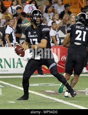 7 settembre 2019 - Hawaii Rainbow Warriors quarterback Cole McDonald #13 durante il gioco tra le Hawaii Rainbow Warriors e Oregon State castori all'Aloha Stadium di Honolulu, HI - Michael Sullivan/CSM Foto Stock