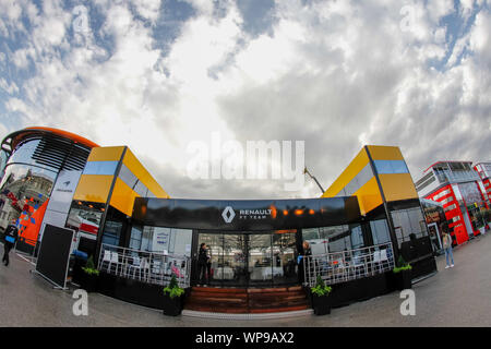 Monza (MB), Italia, 08 Sep 2019, RENAULT ospitalità durante il Grand Prix di Heineken Italia 2019 - domenica - Paddock - Campionato di Formula 1 - Credit: LPS/Alessio De Marco/Alamy Live News Foto Stock