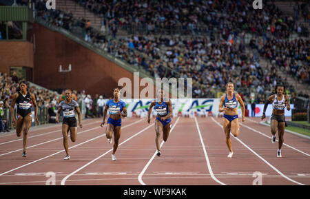 Bruxelles - Belgio - Set 6: Benedizione Okagbare (NGR), Marie-Josée Ta Lou (CIV), Shelly-Ann Fraser-Pryce (JAM), Dina Asher-Smith (GBR), Dafne Schippers Foto Stock