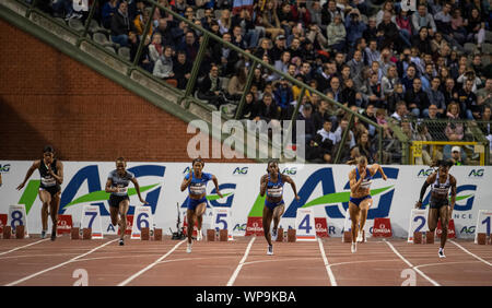 Bruxelles - Belgio - Set 6: Benedizione Okagbare (NGR), Marie-Josée Ta Lou (CIV), Shelly-Ann Fraser-Pryce (JAM), Dina Asher-Smith (GBR), Dafne Schippers Foto Stock