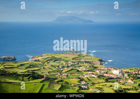 Ponta Delgada e Corvo. Flores, Azzorre, Portogallo Foto Stock