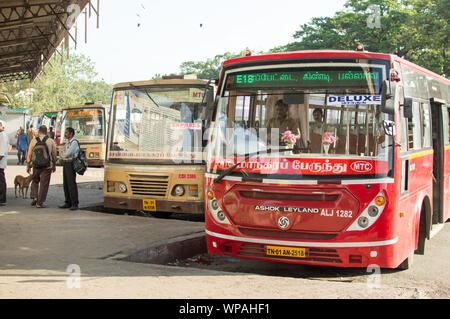 Bus terminus a Chennai George Town (Parry's corner) Foto Stock