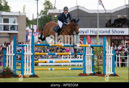 Horse jumping al Royal Highland Show, Edimburgo, 2019 Foto Stock