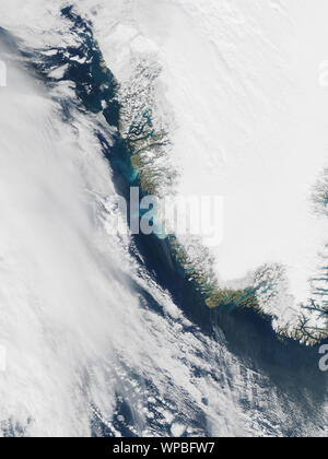 Pennacchi di sedimenti dai fronti di fusione della Groenlandia lastra di ghiaccio, 9 settembre 2014, dalla NASA/Jesse Allen/DPA Foto Stock