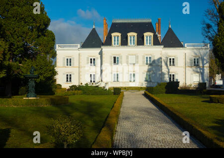 In Francia, in Loiret (45), Saint Ay, La Herse castle Foto Stock