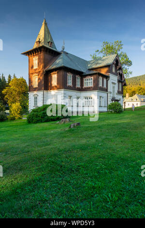 Spa di montagna Karlova Studánka nella Repubblica Ceca. Foto Stock