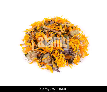 Essiccata la calendula fiori isolati su sfondo bianco. Foto Stock