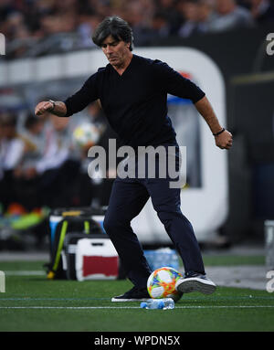 Pullman / Bundescoach Jogi Joachim Loew (Germania). GES / Fussball / EM Qualifica: Germania - Paesi Bassi, 06.09.2019 Calcio: Qualificazioni europee: vs Germania Paesi Bassi, ubicazione, 6 settembre, 2019 | Utilizzo di tutto il mondo Foto Stock