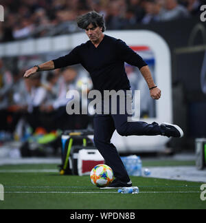 Pullman / Bundescoach Jogi Joachim Loew (Germania). GES / Fussball / EM Qualifica: Germania - Paesi Bassi, 06.09.2019 Calcio: Qualificazioni europee: vs Germania Paesi Bassi, ubicazione, 6 settembre, 2019 | Utilizzo di tutto il mondo Foto Stock