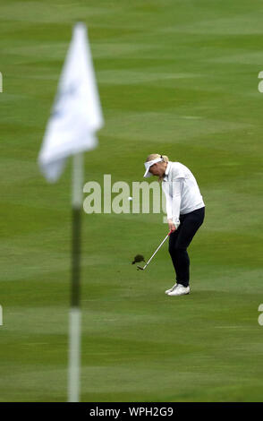 Team Europe's Charley scafo su xviii durante l'anteprima Giorno uno del 2019 Solheim Cup a Gleneagles Golf Club, Auchterarder. Foto Stock