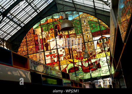 Il Mercado de Atarazanas, Malaga, Spagna. Foto Stock