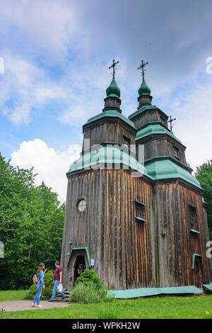 Kiev Kiev: Museo di architettura popolare e Folkways di Ucraina in Pyrohiv, Zarubincy villaggio chiesa, chiesa di legno , a Kiev, Ucraina Foto Stock