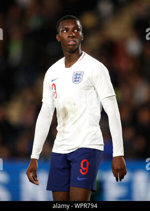 L'Inghilterra del Eddie Nketiah durante il 2019 UEFA Europei Under-21 gara di campionato al KCOM Stadium, Kingston-upon-Hull. Foto Stock