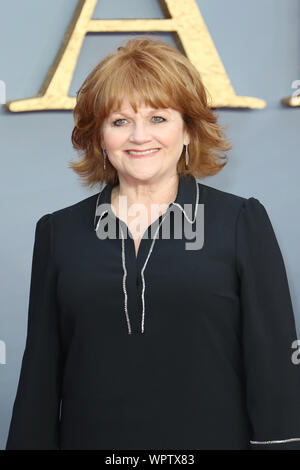 Lesley Nicol, Cavendish Abbey - Premiere Mondiale, Leicester Square, Londra, UK, 09 settembre 2019, Foto di Richard Goldschmidt Foto Stock